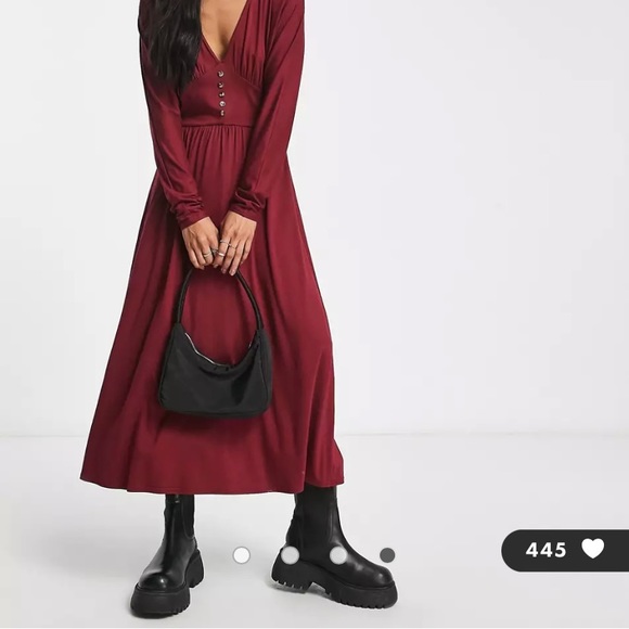 Waisted design ASOS long sleeve midi tea dress with buttons in burgundy - Picture 2 of 9